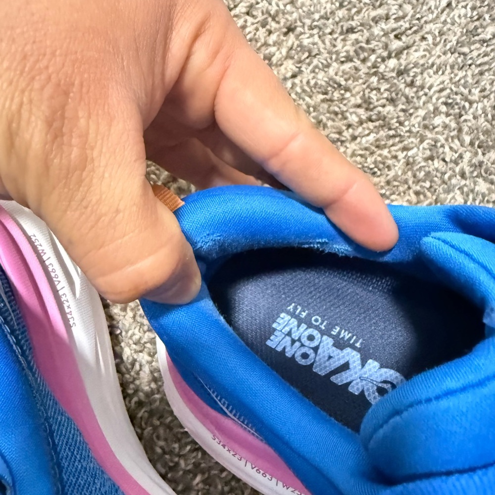 HOKA bondi 8 Women's Blue Running Shoes with Pink Accent - Picture 7 of 10